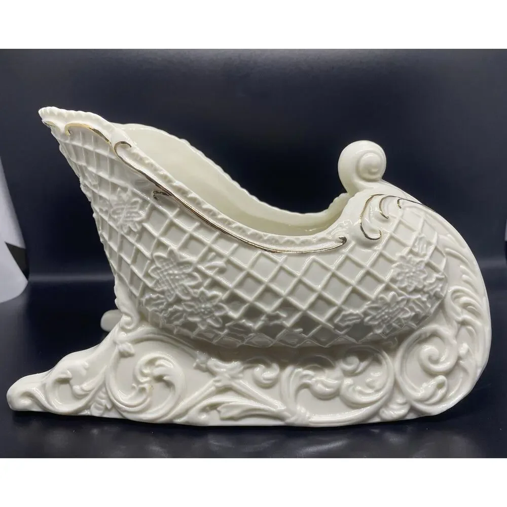 Palm Tree Company Sleigh: Christmas Holiday Décor‎ Ivory White Gold Leaf Trim